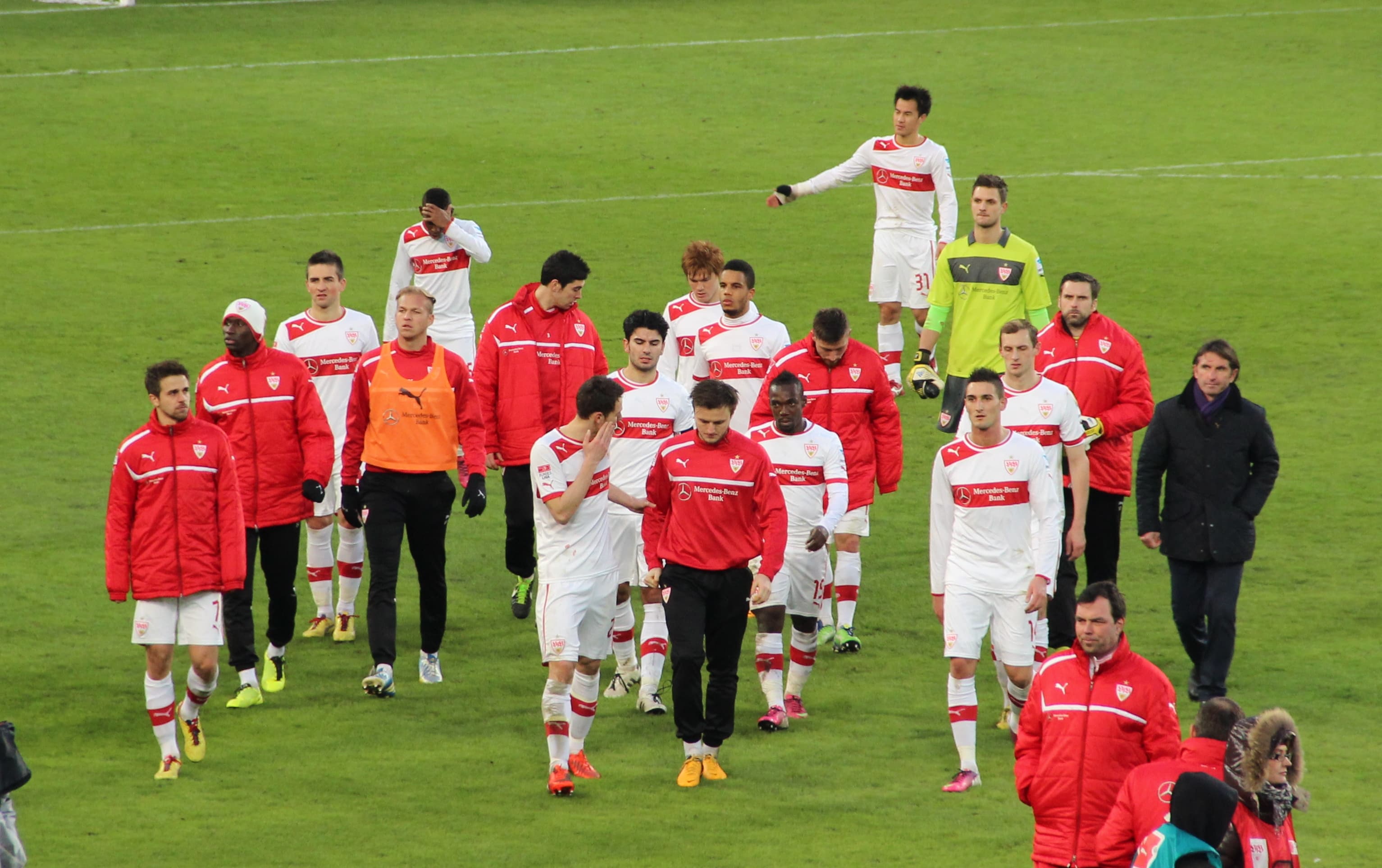 VfB Stuttgart confirme son intérêt pour Dzenan Pejcinovic, attaquant de Wolfsburg